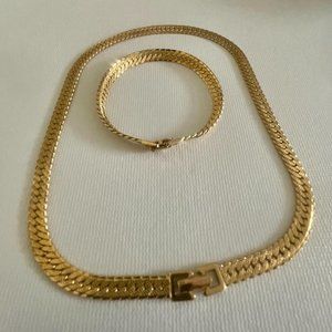 Monet Vintage 90s Gold Plated Herringbone Necklace & Bracelet Set